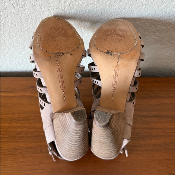 Strappy Vince Camuto heels - Picture 4 of 6